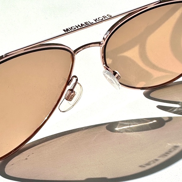Michael Kors Women\'s MK-5007 Hvar Aviator Sunglasses | White | Rose Gold main image 5